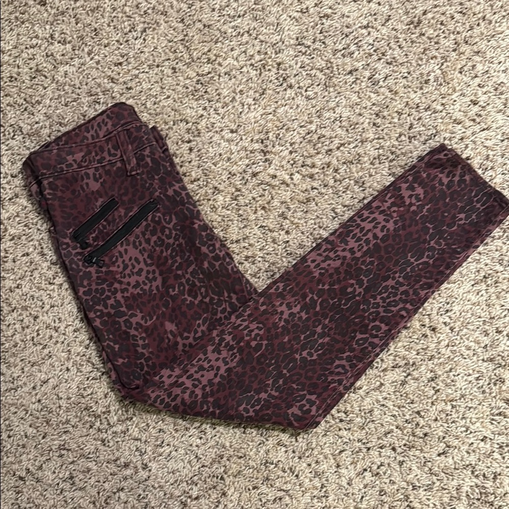 Rock & Republic purple leopard jeans with zipper pockets waist measures 14.5” - Picture 1 of 6